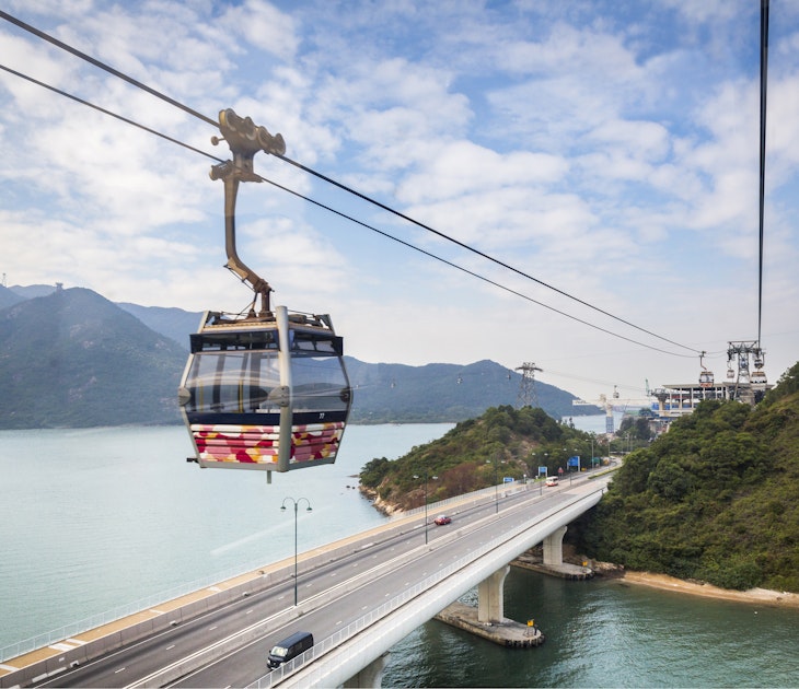 High aerial view from above from cabin of cable car ride along ropeway heading towards Lamma Island - Hong Kong. Lamma Island (Chinese: å—丫島), also known as Y Island or Pok Liu Chau (åšå¯®æ´²) or simply Pok Liu (åšå¯®), is the third largest island in Hong Kong.
High aerial view from above from cabin of cable car ride along ropeway heading towards Lamma Island - Hong Kong. Lamma Island (Chinese: 南丫島), also known as Y Island or Pok Liu Chau (博寮洲) or simply Pok Liu (博寮), is the third largest island in Hong Kong.
1058347032
